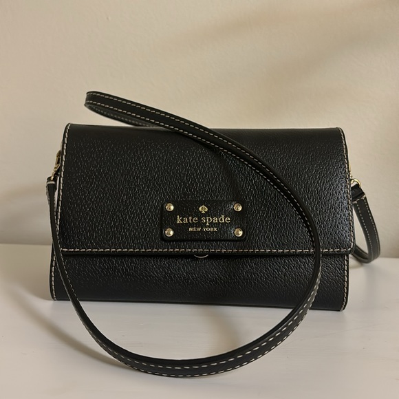Kate Spade Natalie Wellesley Clutch crossbody bag in black. - Picture 1 of 10